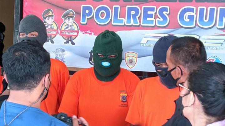 Terancam 15 Tahun Penjara ! Pengedar Narkoba di Gunungkidul Ditangkap, Petugas Temukan Ribuan Pil Sebagai Barang Bukti 